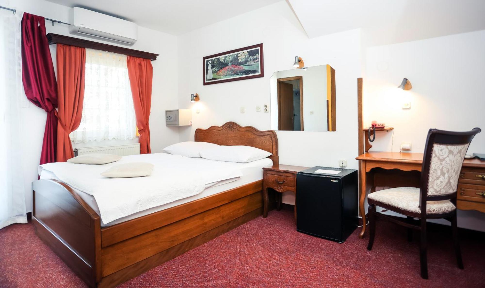 Hotel Garten Slavonski Brod Exterior photo