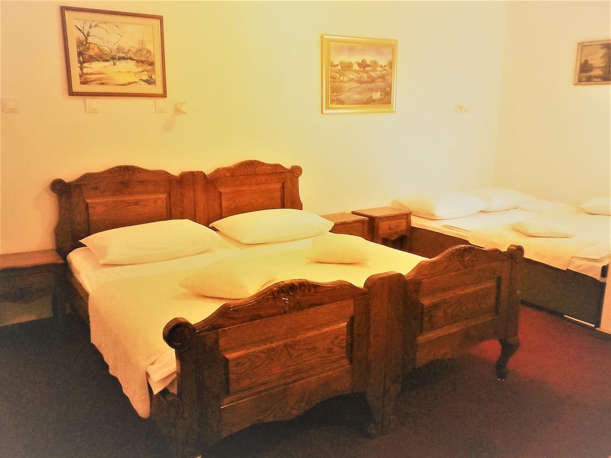 Hotel Garten Slavonski Brod Exterior photo